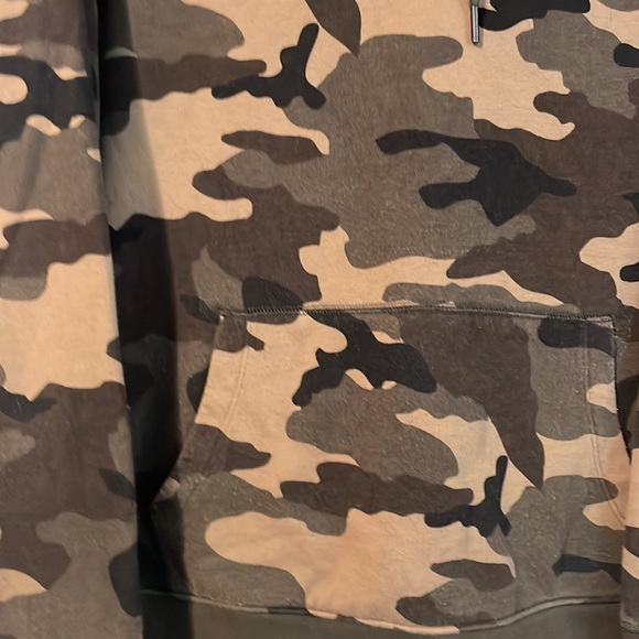 Camo Hoodie From Express size Medium - Picture 3 of 4